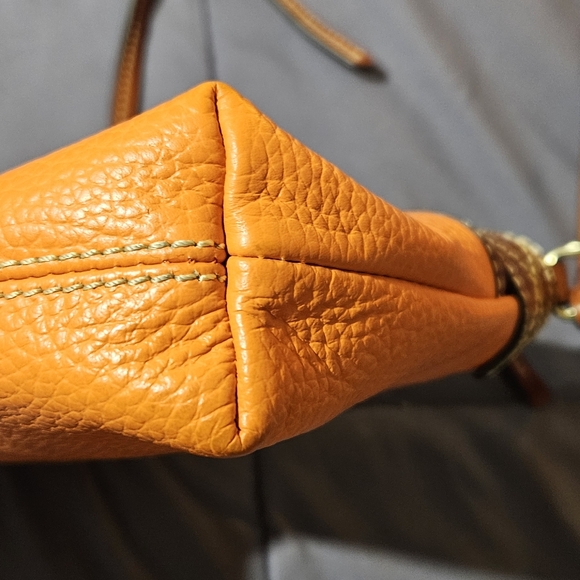 Dooney & Bourke Pebble Grain Tangerine Ginger Crossbody - Picture 7 of 13